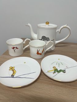 Le Petit Prince Porcelain Tea Set – Teapot, 2 Cups & 2 Saucers – BEAST