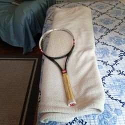 Wilson Sting Lite Tennis Racket 