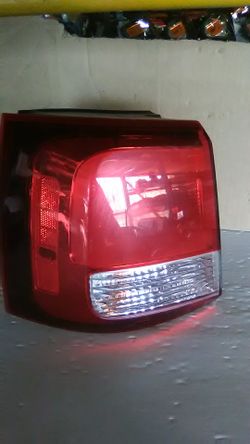 2014 KIA SORENTO TAILLIGHT RH