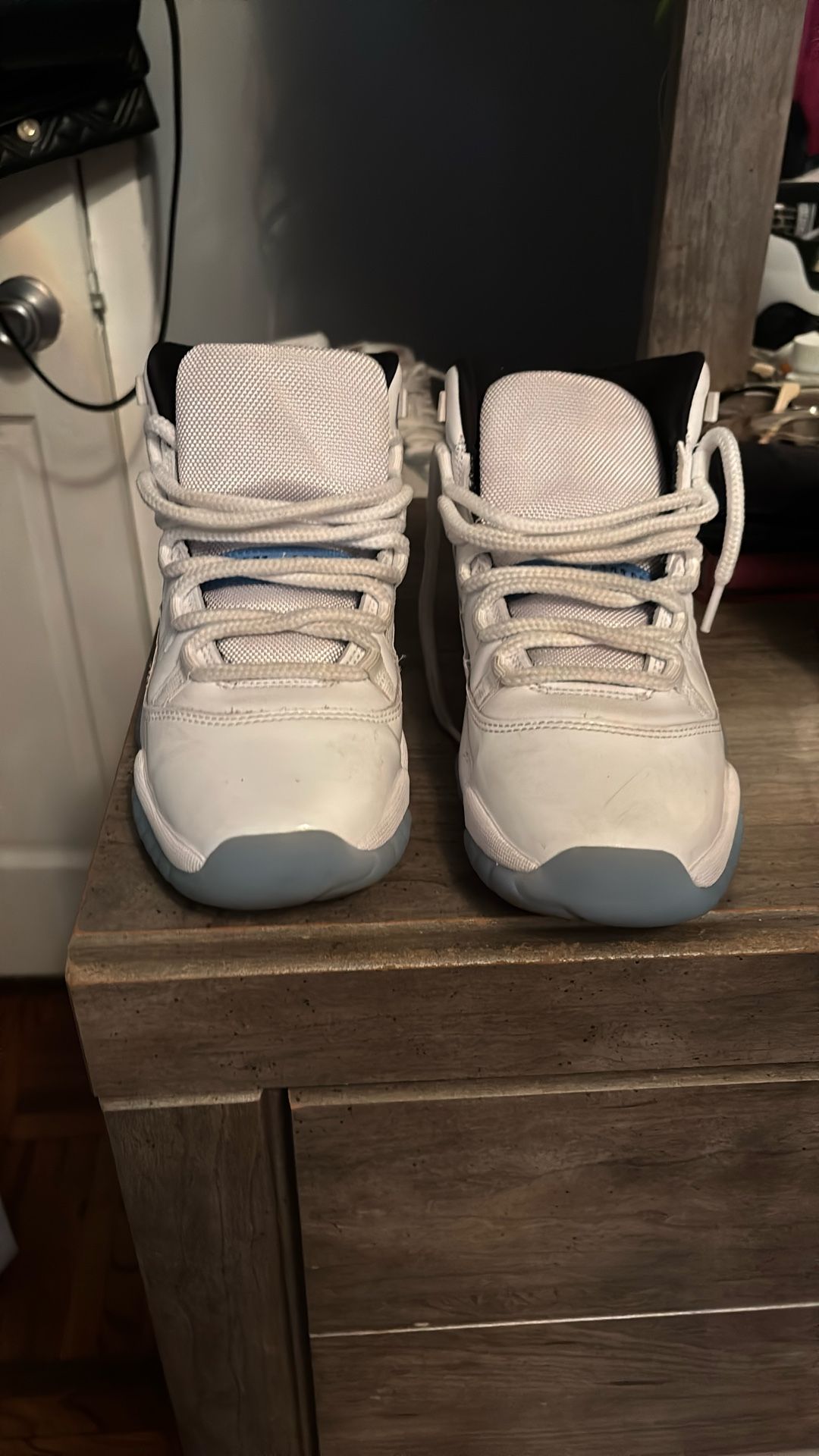 11 Jordan Size 6 Youth 