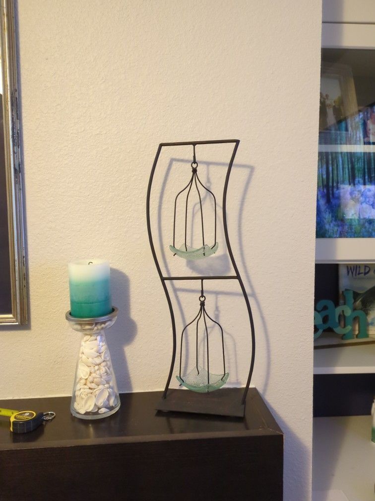 Metal 2 Tier Hanging Candle Cradles With Decorative Glass