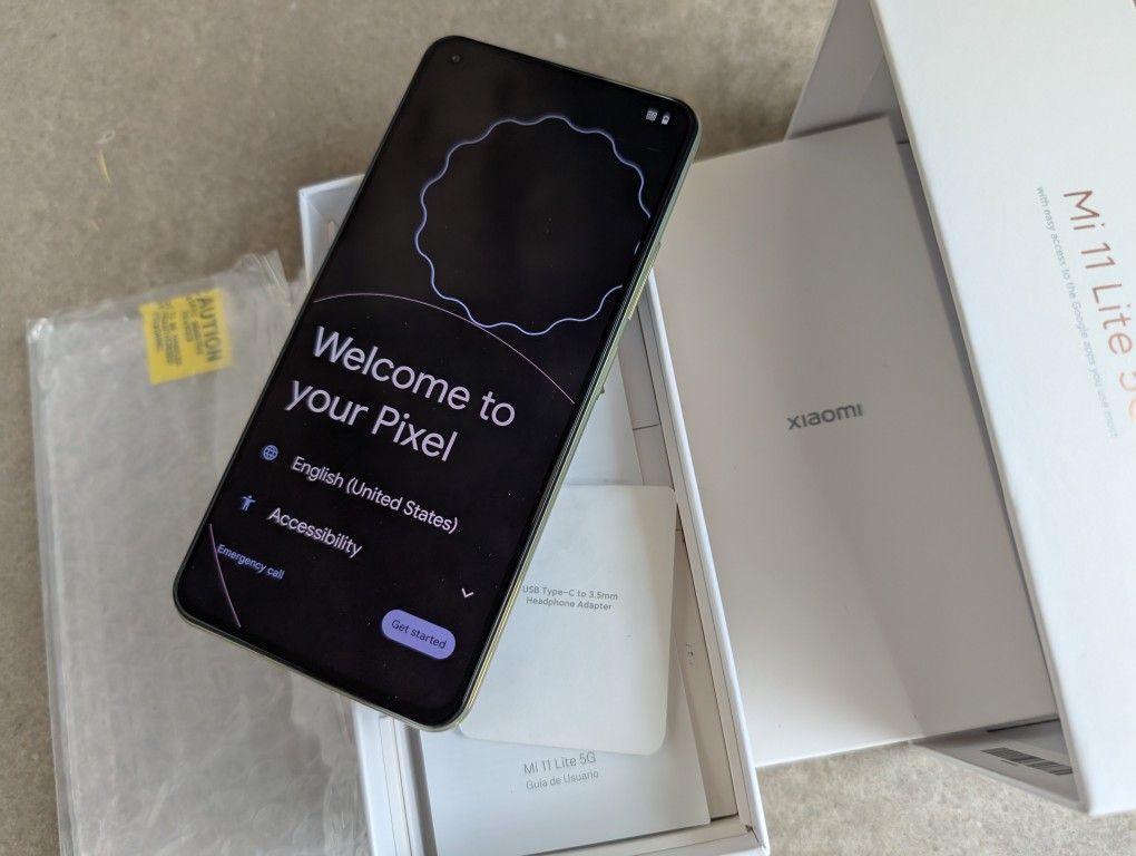 Xiaomi Mi 11 Lite 5G • 6GB / 128GB • Android 15 (UNLOCKED)