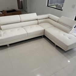 Sectional Sofa 