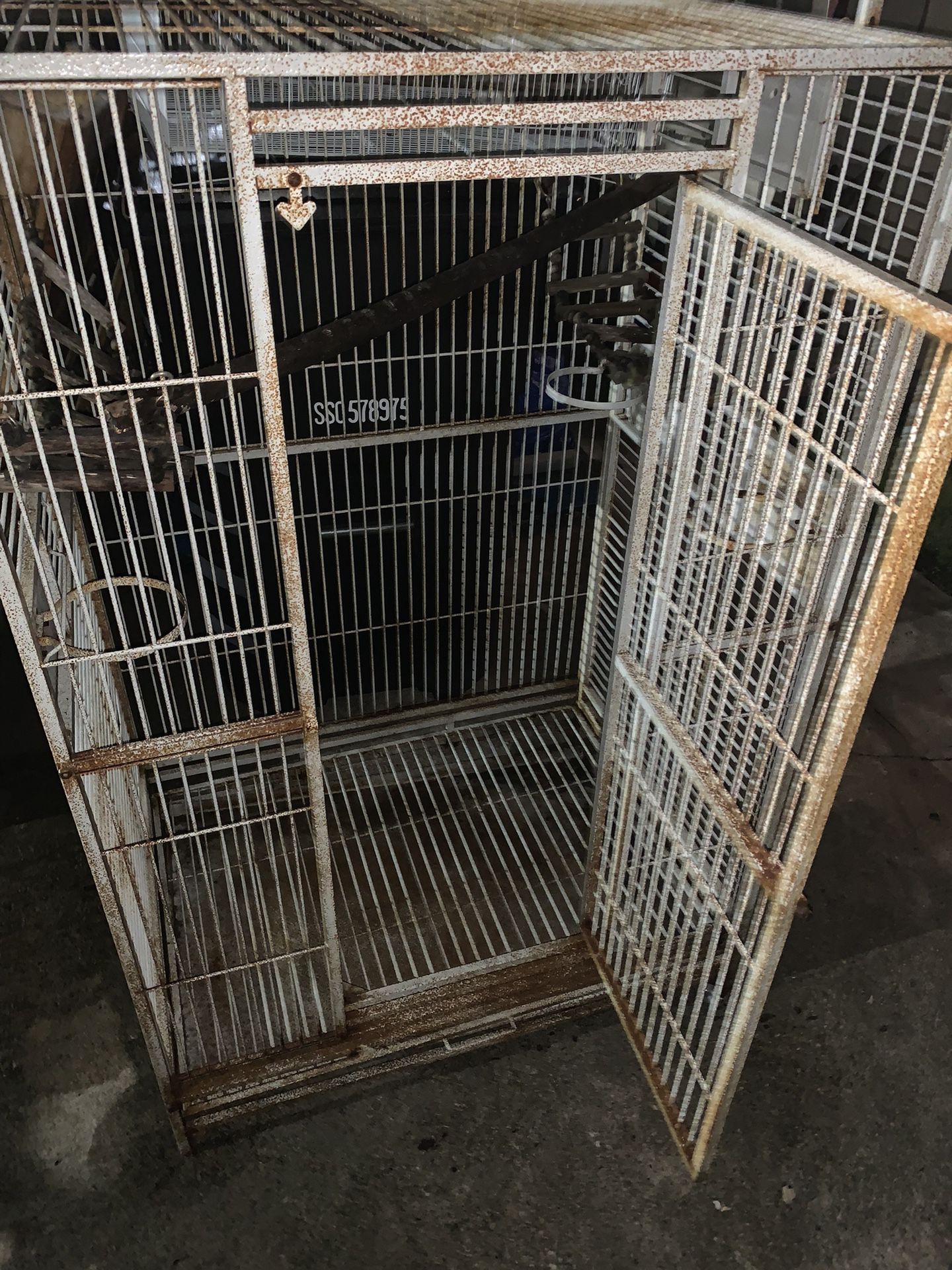 Used  Congo Bird Cage