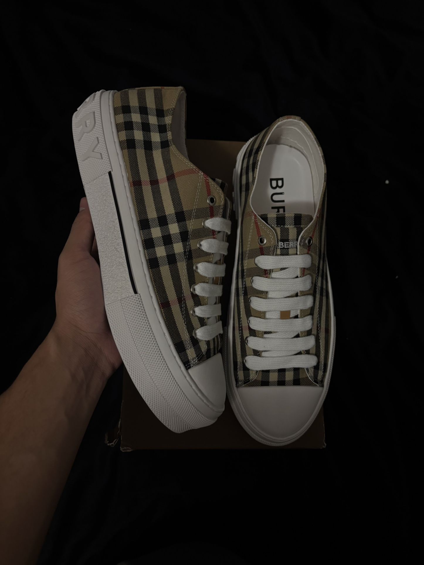 Burberrys