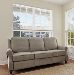 Bassett Power Reclining Sofa – Made in USA – Excellent Condition