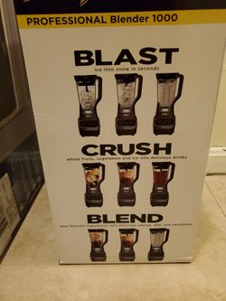 ninja blender with all the accessories for Sale in Everett, MA - OfferUp