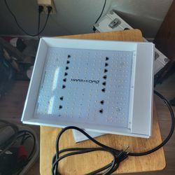 Mars Hydro TS600 Grow Light