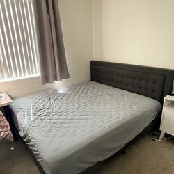 King size platform bed with mattress