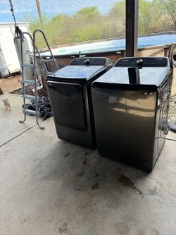 Washer and dryer set