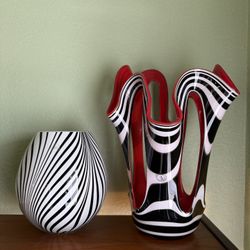 Józefina Krosno “Erupt” Pop Art Hand Blown Vase And Zebra Vase 