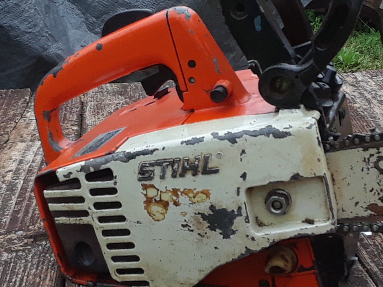 Stihl 015L chainsaw