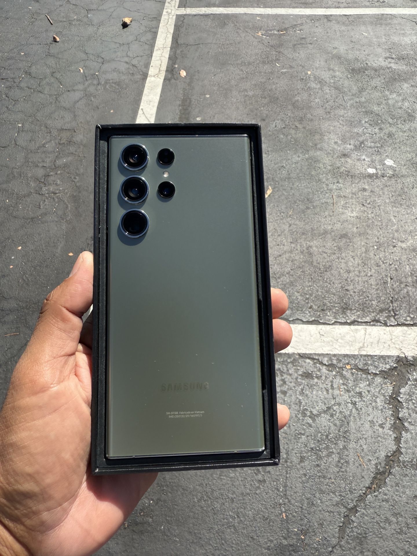 Samsung Galaxy S23 Ultra 5g 256GB Green Att Or Cricket Only