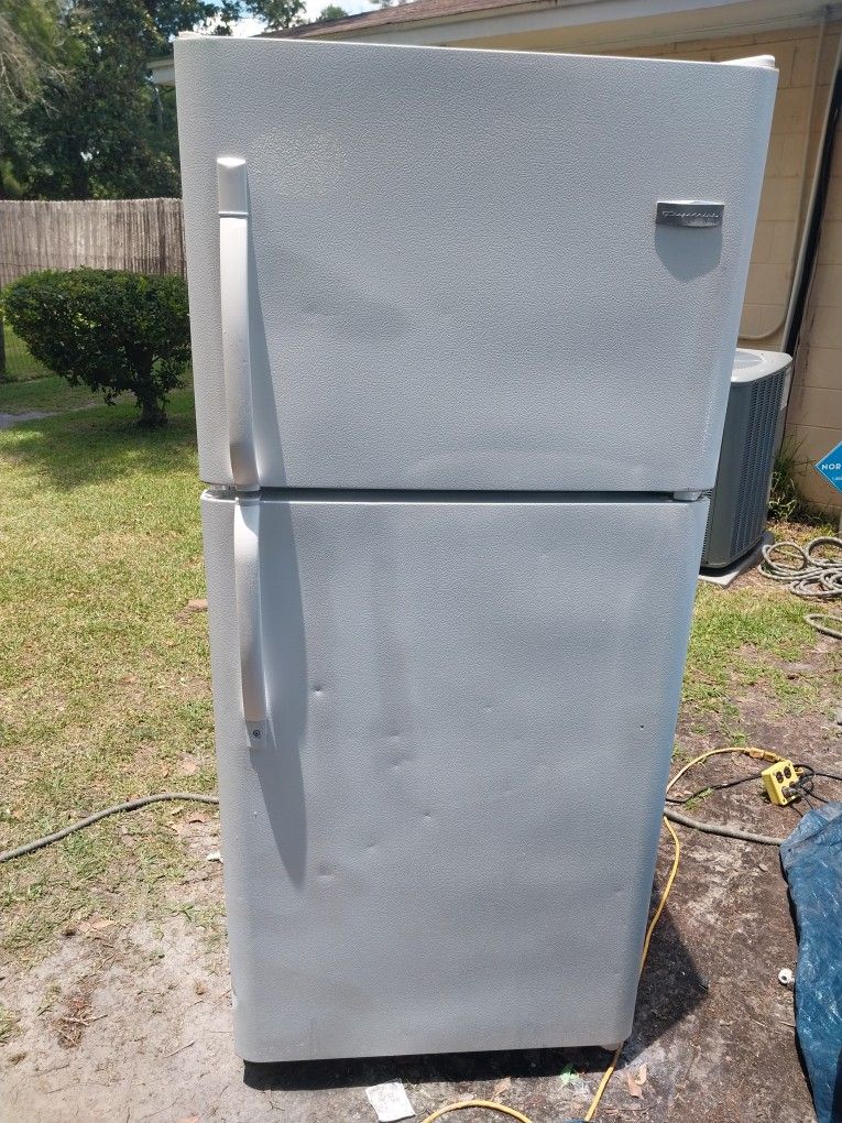 Fridge