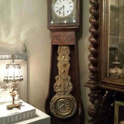 Mobier Grandfather Clock.
