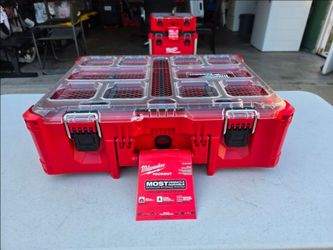 Milwaukee Packout 20" Deep Organizer with 6 Compartments and Quick Adjust Dividers