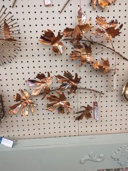 VTG metal maple leaf wall art $24 each
