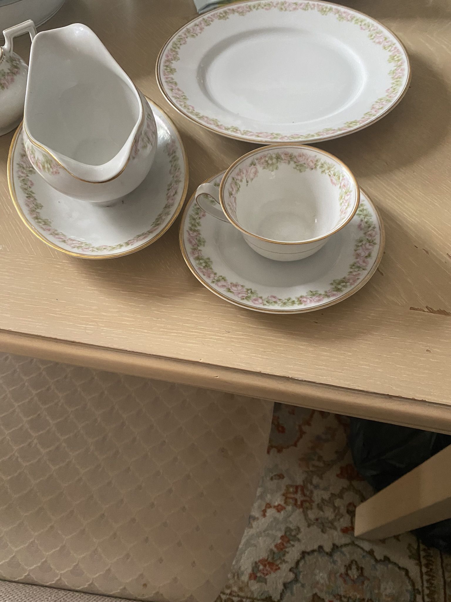 8 Piece China Set