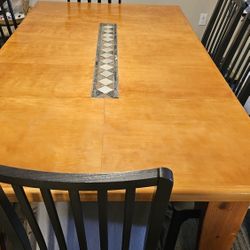Dining Table with chairs, Oak?  FREE!  Must Take Today