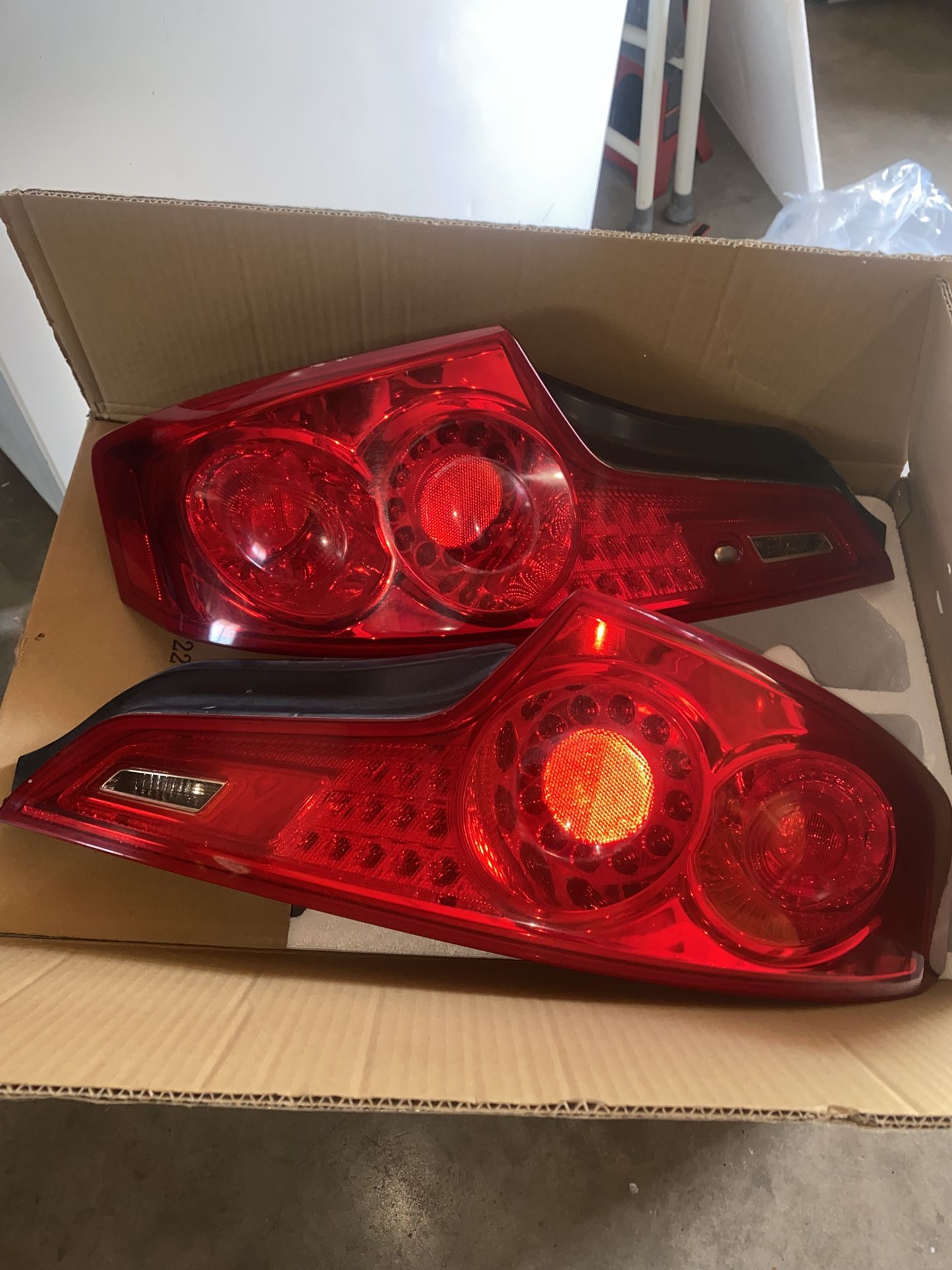 Infinity G35 Coupe Taillights