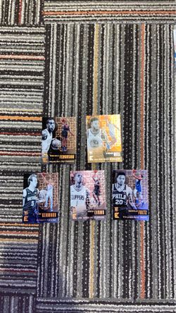 2016-2017 Essential panini rookie cards