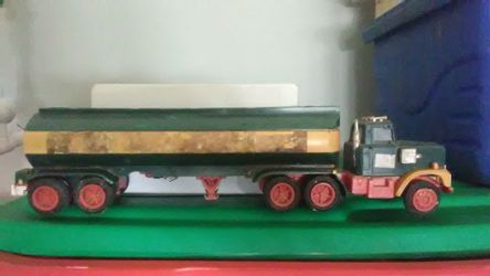 Old hess pump truck