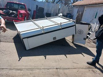 Aluminum Camper With Racks