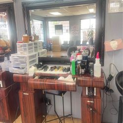 Salon Stations