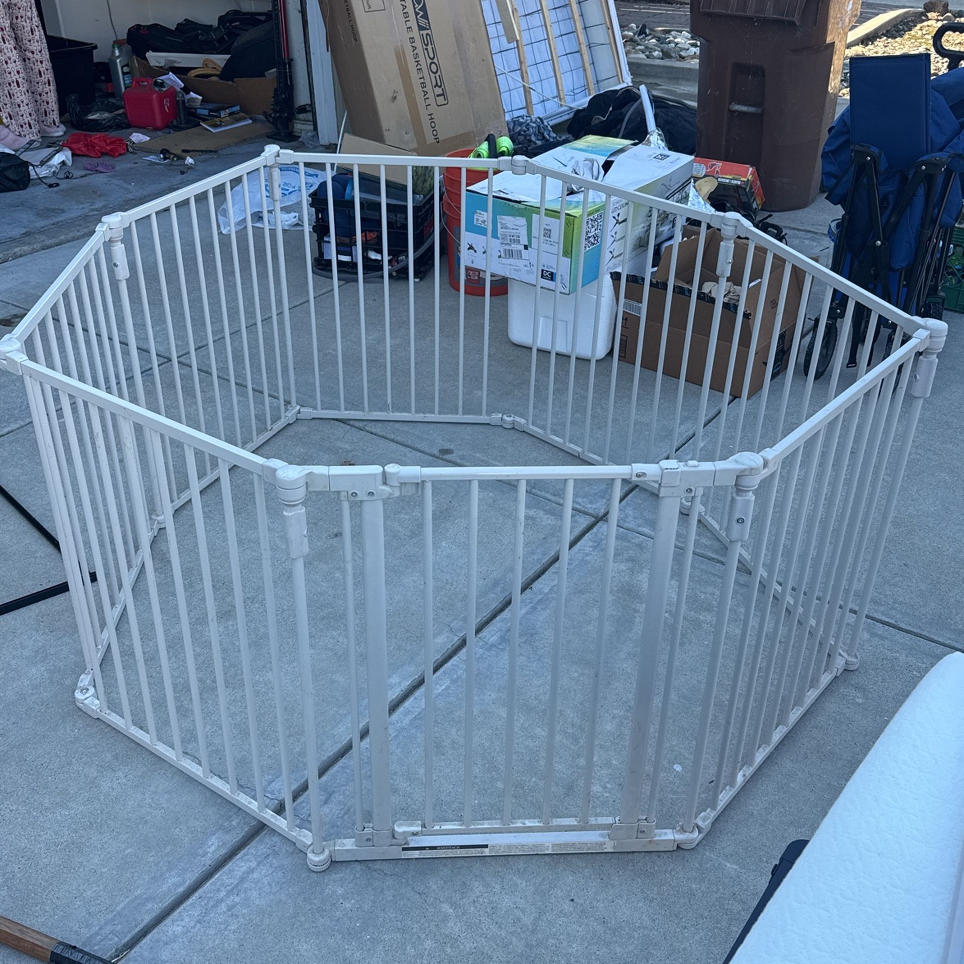 Metal Dog Or Baby Safety Pin w/gate