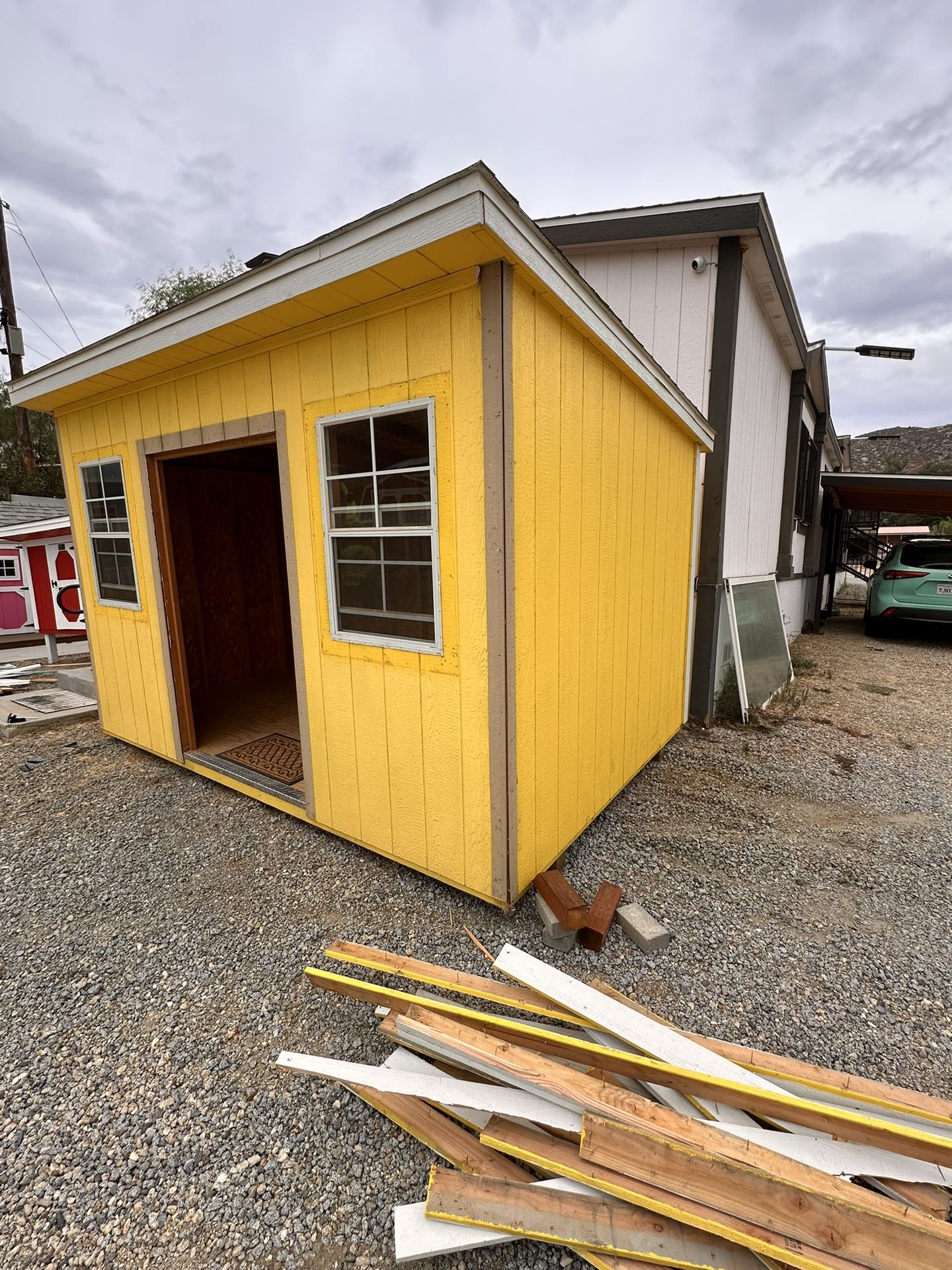 Wood Lumber Storage Shed - Casita