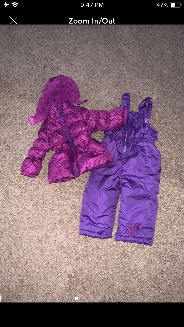 18 months girl snow suit and snow boots size 7