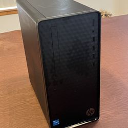 HP Desktop M01-F2254 Windows 11