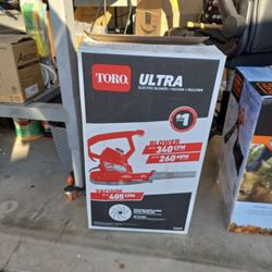 Toro Cordee Leaf Blower/Vacuum/Mulcher Combo Unit