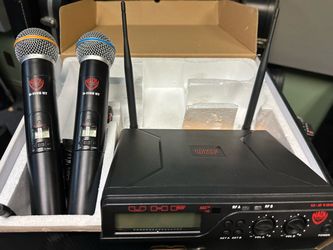 Wireless microphones