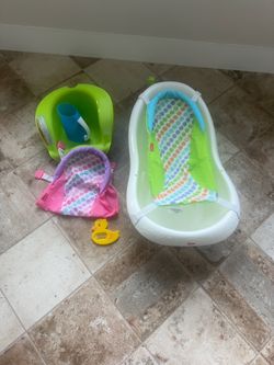 Fisher-Price 4-in-1 Baby Bath Tub Bundle