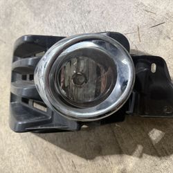 Driver Fog light With Bracket Lexus Es 2012-2015