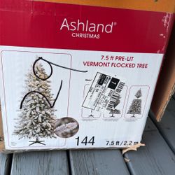 Flocked 7.5 Ft Christmas Tree