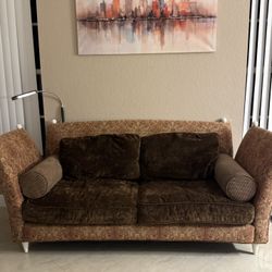 Antique Velvet Sofa – Elegant European Design, Rare Find!