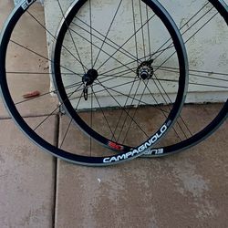 Campagnolo Eurus G3 Wheel Set 9,10,11 Speed 700c  Clinchers 