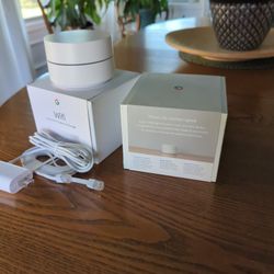 2 Google Mesh WiFi Points