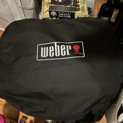 New Webber Grill Complete With Stand  And Cover 