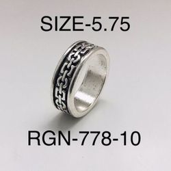 Silver Linker Design Carved Ring Band For Women: RGN-778-10/Size-5.75