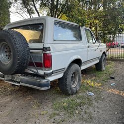 1990 Ford Bronco XLT