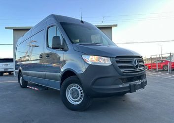 2019 Mercedes-Benz Sprinter 2500 Cargo