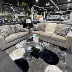 2 Pc Sofa and Loveseat 