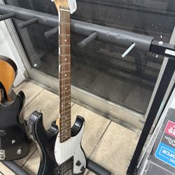 Peavey Elec Guitar Rock master 