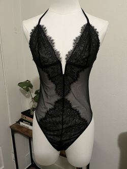 VS Black Sheer Floral Lace Teddy Thong Bodysuit Halter Top size Med NWT