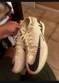 BRAND NEW Indie soccer Cleats Size 10.5