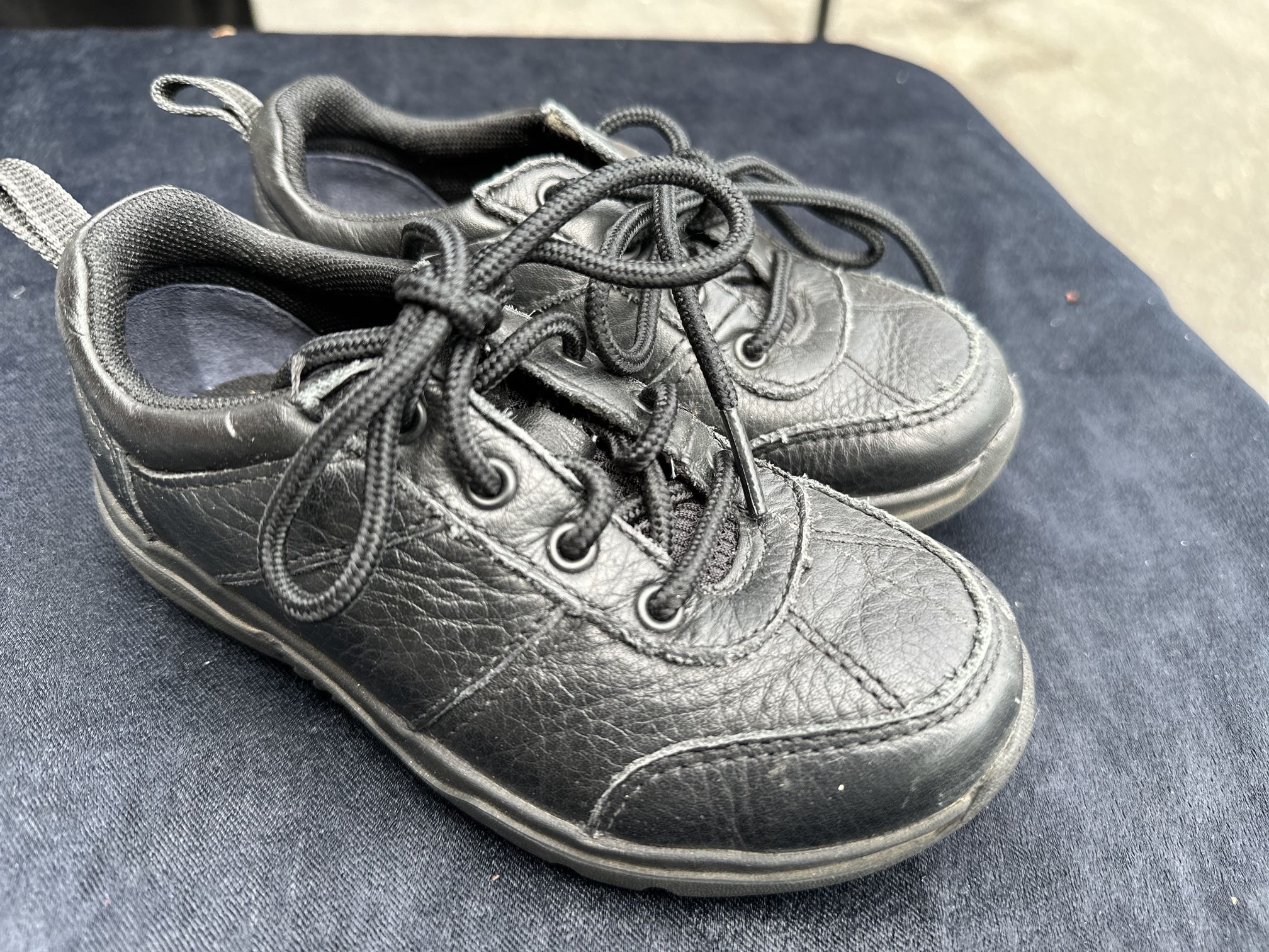 Timberland Genuine Leather Shoes Size 11 Kids