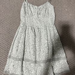 Abercrombie And Fitch Light Green Floral Dress